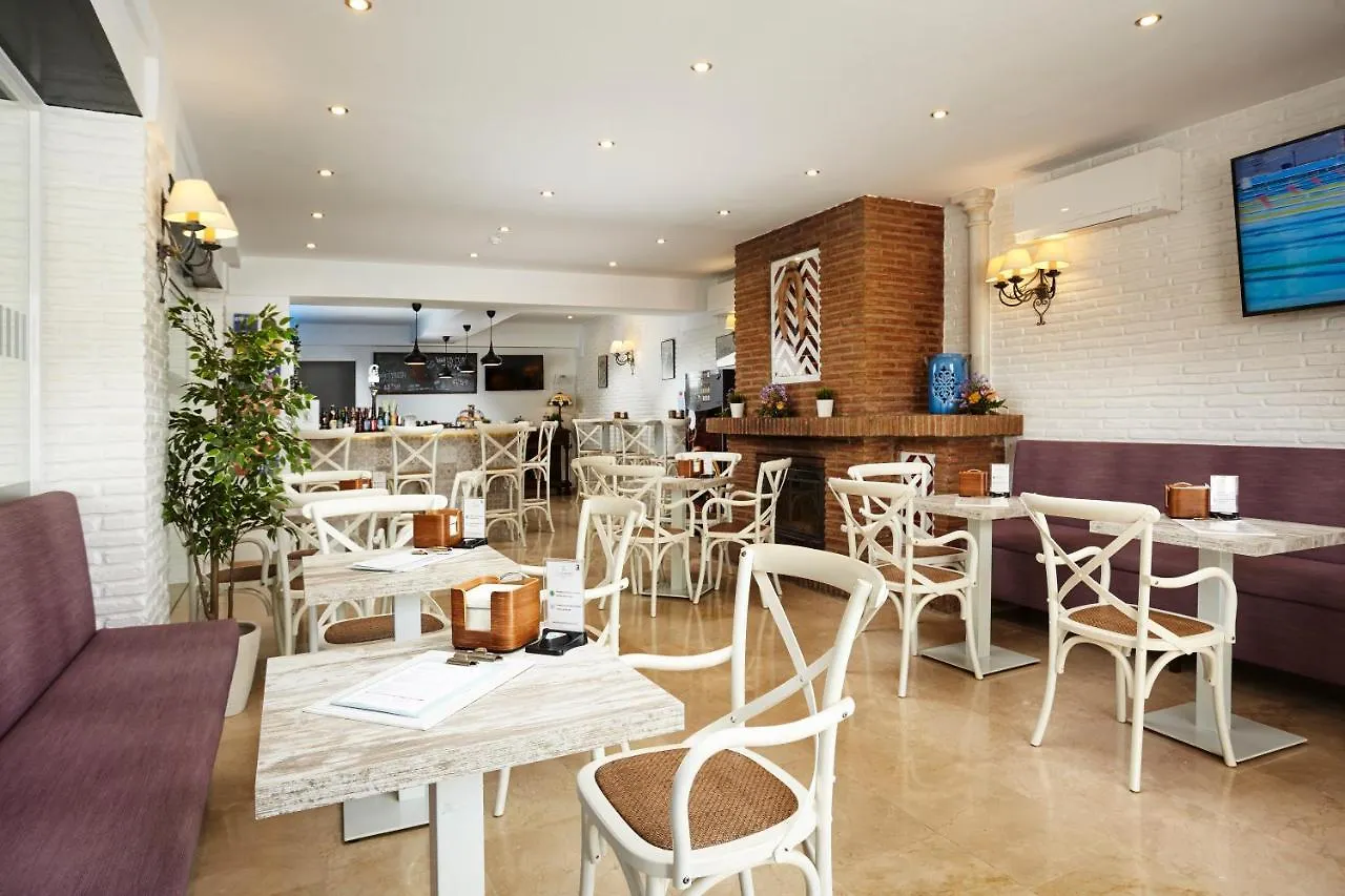 Villa Flamenca Nerja 3*,